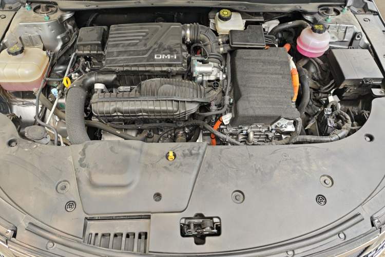Used BYD Destroyer 05 2024 HONOR Edition DM-i 55KM Luxury Model Engine Bay