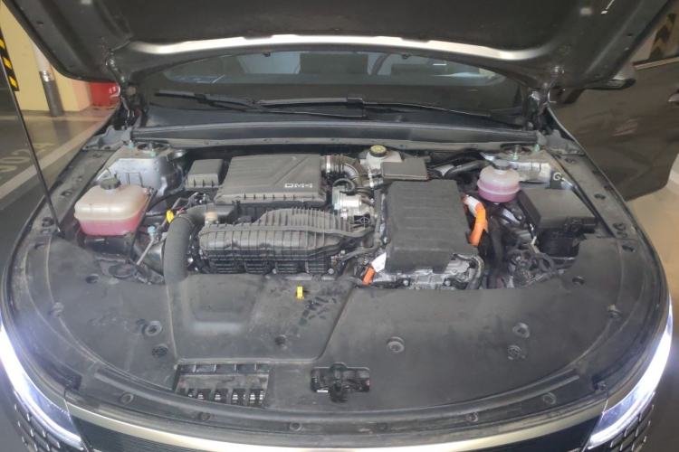 Used BYD Destroyer 05 2024 HONOR Edition DM-i 55KM Luxury Model Engine Bay
