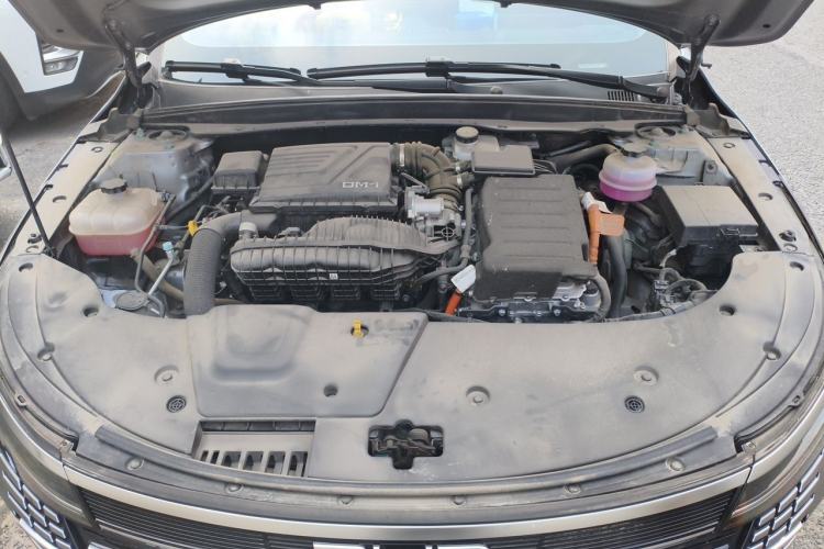 Used BYD Destroyer 05 2024 Honor Edition DM-i 120KM Luxury Model Engine Bay