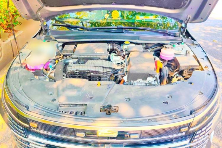Used BYD Destroyer 05 2024 Honor Edition DM-i 120KM Luxury Model Engine Bay