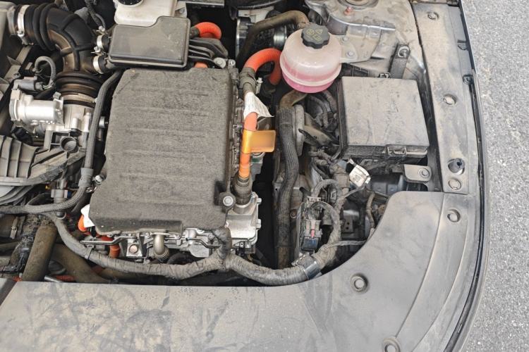 Used BYD Destroyer 05 2024 HONOR Edition DM-i 55KM Luxury Model Engine Bay Left