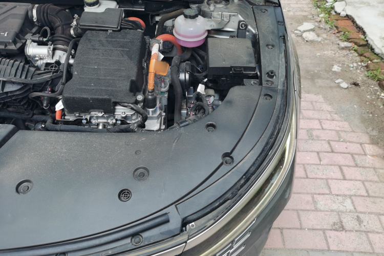 Used BYD Destroyer 05 2024 HONOR Edition DM-i 55KM Luxury Model Engine Bay Left