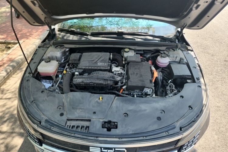 Used BYD Destroyer 05 2024 HONOR Edition DM-i 55KM Luxury Model Engine Bay