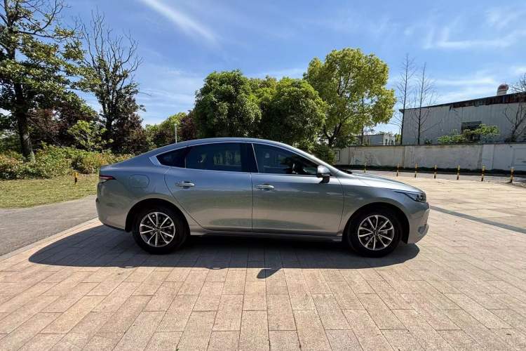 Used BYD Destroyer 05 2024 HONOR Edition DM-i 55KM Luxury Model Exterior 7