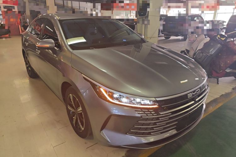 Used BYD Destroyer 05 2024 Honor Edition DM-i 120KM Luxury Model Front Right 45 Deg