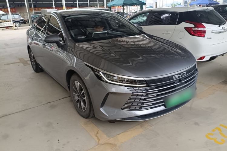 Used BYD Destroyer 05 2024 HONOR Edition DM-i 55KM Luxury Model Front Right 45 Deg
