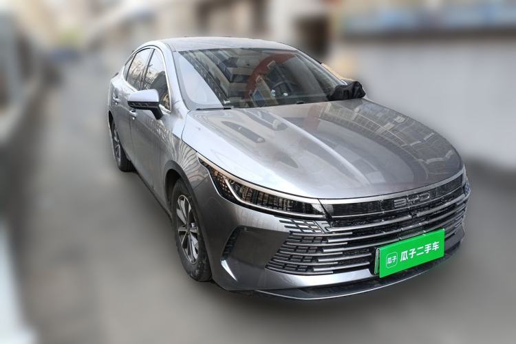 Used BYD Destroyer 05 2024 HONOR Edition DM-i 55KM Luxury Model Front Right 45 Deg