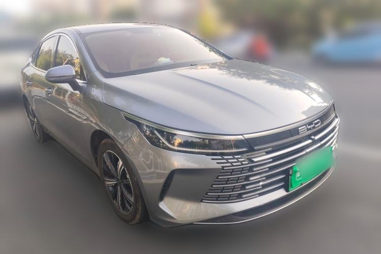 Used BYD Destroyer 05 2024 Honor Edition DM-i 120KM Luxury Model Front Right 45 Deg