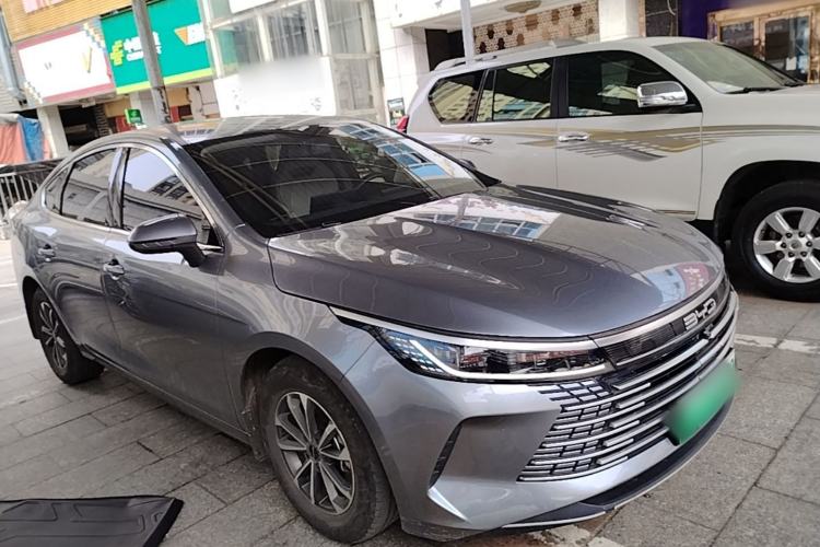 Used BYD Destroyer 05 2024 HONOR Edition DM-i 55KM Luxury Model Front Right 45 Deg