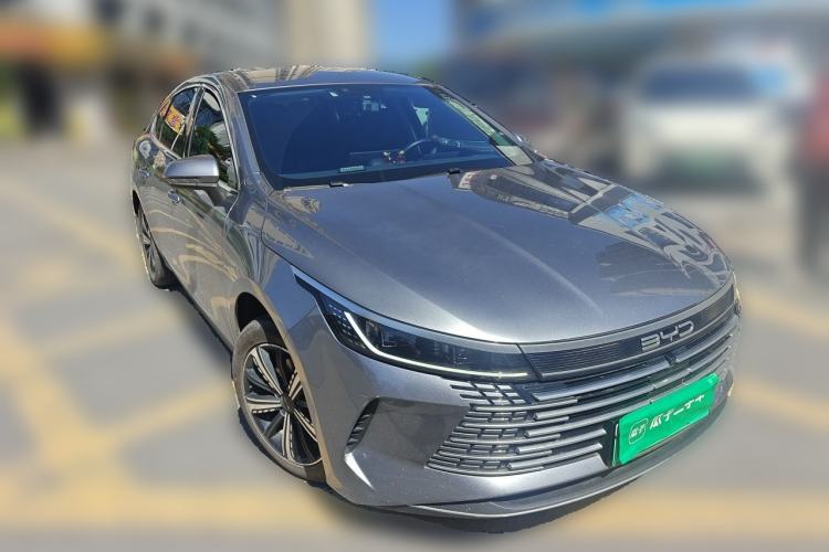 Used BYD Destroyer 05 2024 Honor Edition DM-i 120KM Luxury Model Front Right 45 Deg