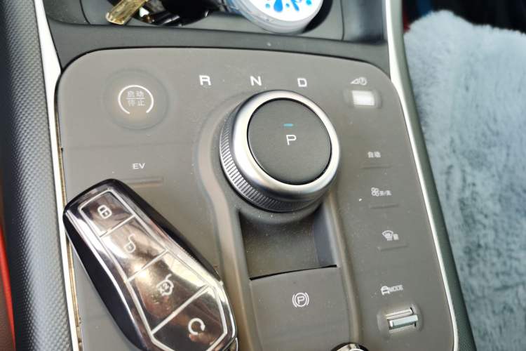 Used BYD Destroyer 05 2024 HONOR Edition DM-i 55KM Luxury Model Gear Lever