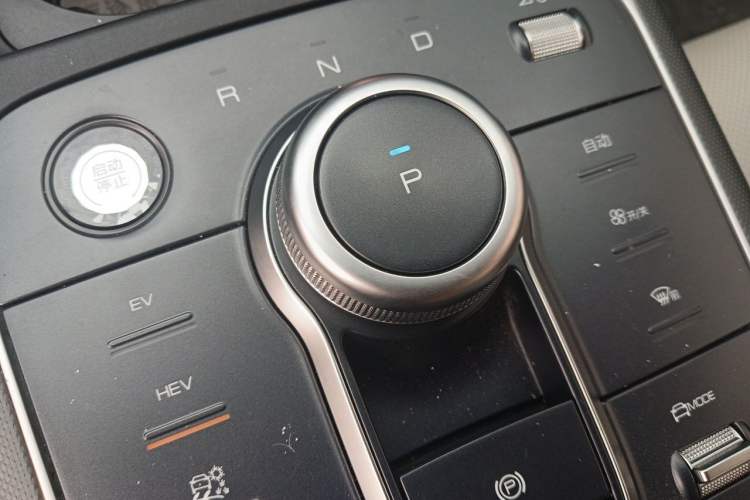 Used BYD Destroyer 05 2024 HONOR Edition DM-i 55KM Luxury Model Gear Lever