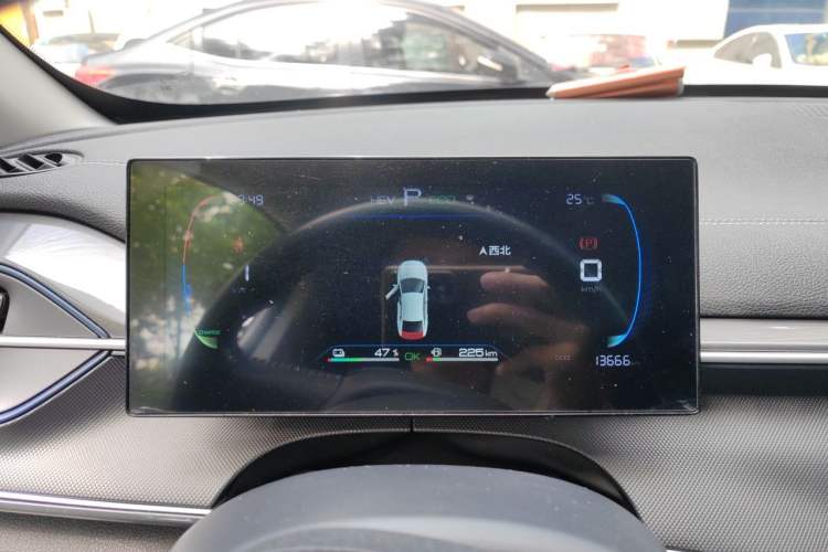 Used BYD Destroyer 05 2024 HONOR Edition DM-i 55KM Luxury Model Instrument Cluster
