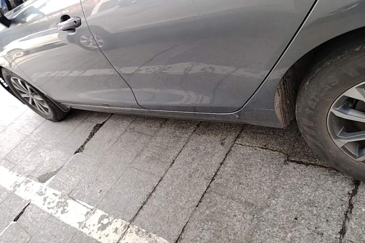 Used BYD Destroyer 05 2024 HONOR Edition DM-i 55KM Luxury Model Left Side Sill