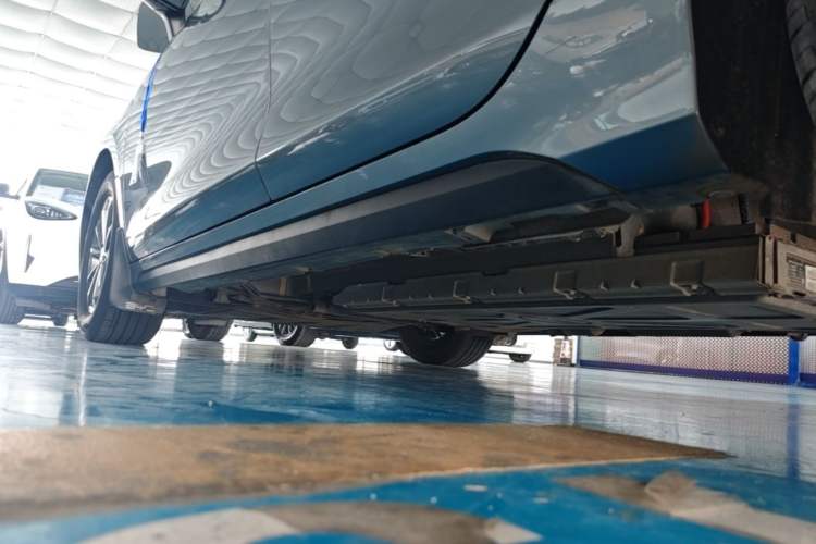 Used BYD Destroyer 05 2024 HONOR Edition DM-i 55KM Luxury Model Left Side Sill