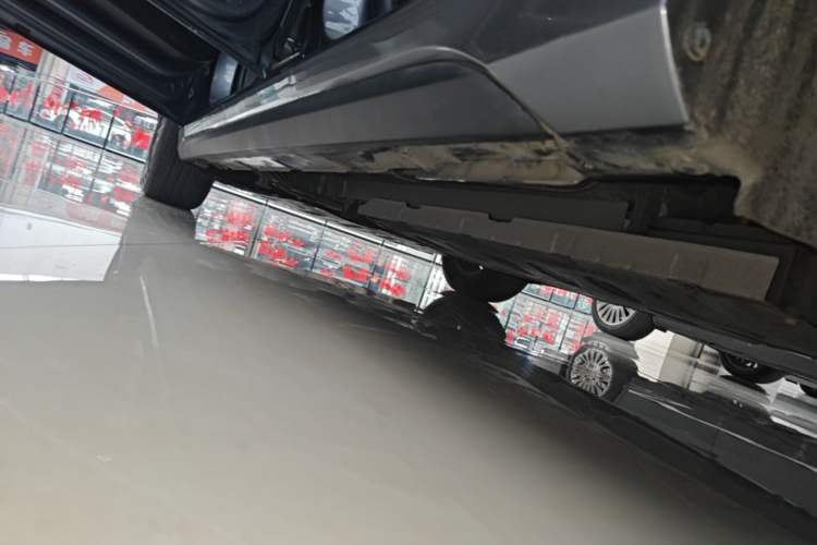 Used BYD Destroyer 05 2024 HONOR Edition DM-i 55KM Luxury Model Left Side Sill