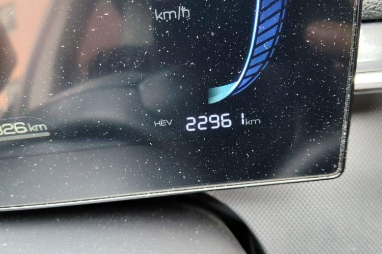 Used BYD Destroyer 05 2024 HONOR Edition DM-i 55KM Luxury Model Odometer Close Up