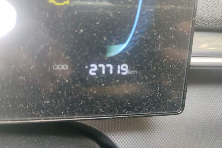 Used BYD Destroyer 05 2024 HONOR Edition DM-i 55KM Luxury Model Odometer Close Up