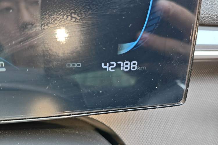 Used BYD Destroyer 05 2024 HONOR Edition DM-i 55KM Luxury Model Odometer Close Up