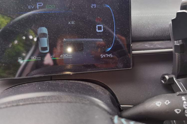 Used BYD Destroyer 05 2024 Honor Edition DM-i 120KM Luxury Model Odometer Close Up
