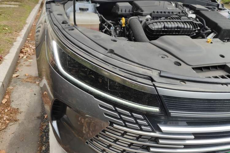 Used BYD Destroyer 05 2024 HONOR Edition DM-i 55KM Luxury Model Right Front Headlight