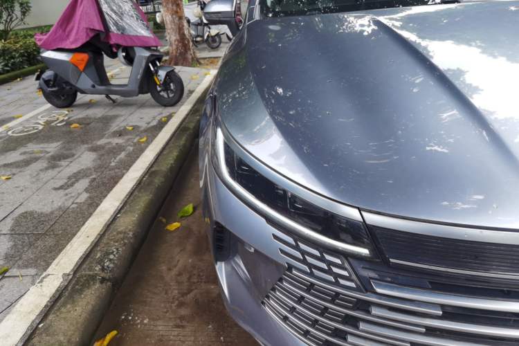 Used BYD Destroyer 05 2024 Honor Edition DM-i 120KM Luxury Model Right Front Headlight