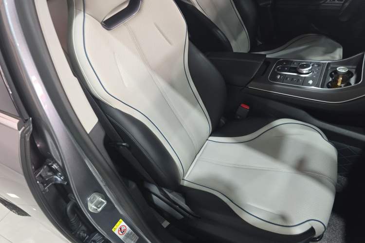 Used BYD Destroyer 05 2024 HONOR Edition DM-i 55KM Prestige Model Right Front Seat