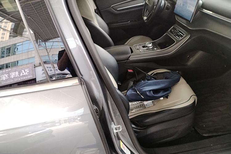 Used BYD Destroyer 05 2024 HONOR Edition DM-i 55KM Luxury Model Right Front Seat