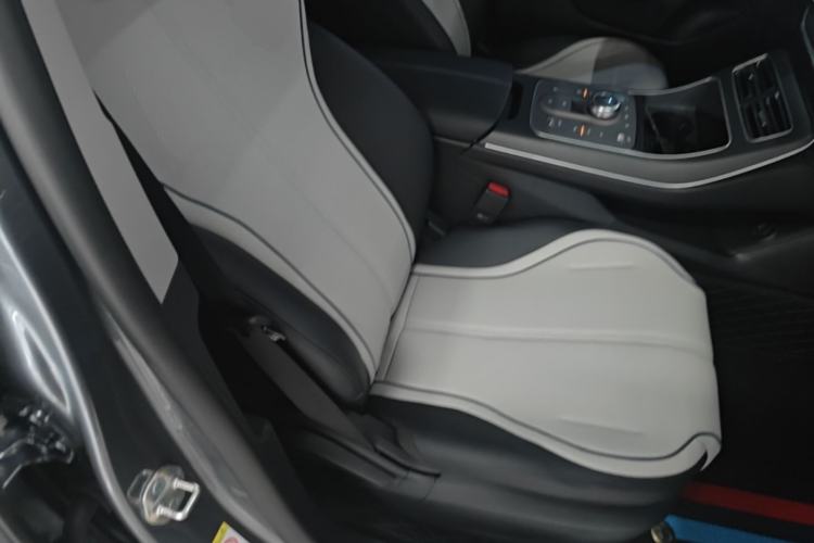 Used BYD Destroyer 05 2024 HONOR Edition DM-i 55KM Luxury Model Right Front Seat