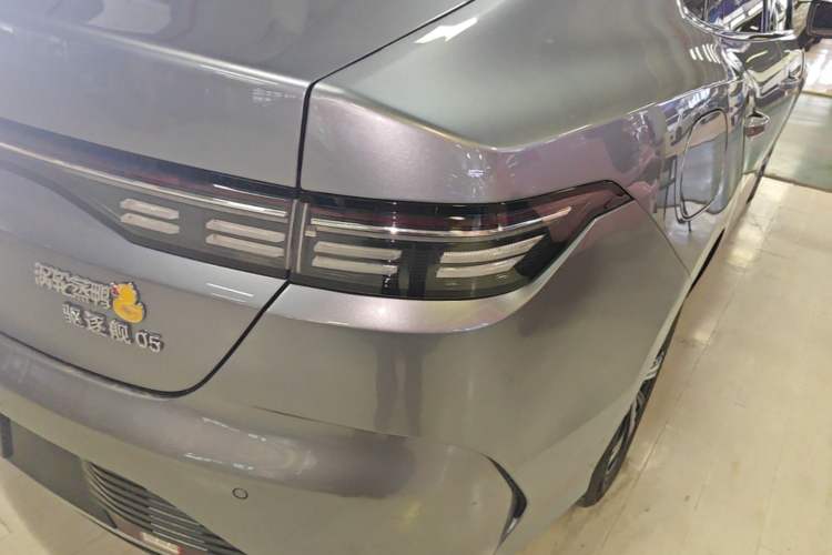 Used BYD Destroyer 05 2024 Honor Edition DM-i 120KM Luxury Model Right Rear Taillight