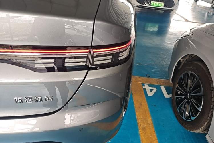 Used BYD Destroyer 05 2024 HONOR Edition DM-i 55KM Luxury Model Right Rear Taillight