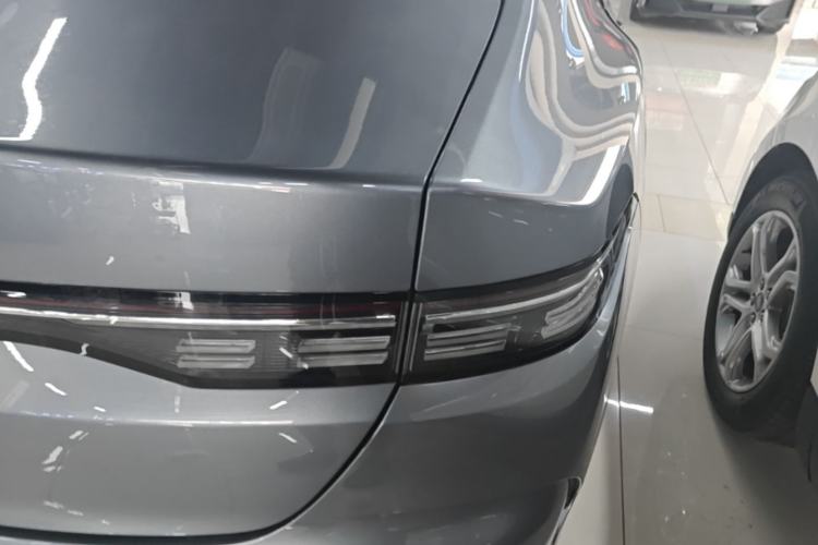 Used BYD Destroyer 05 2024 HONOR Edition DM-i 55KM Luxury Model Right Rear Taillight