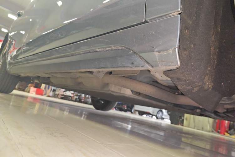 Used BYD Destroyer 05 2024 Honor Edition DM-i 120KM Luxury Model Right Side Sill