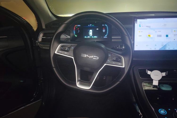 Used BYD Destroyer 05 2024 HONOR Edition DM-i 55KM Luxury Model Steering Wheel