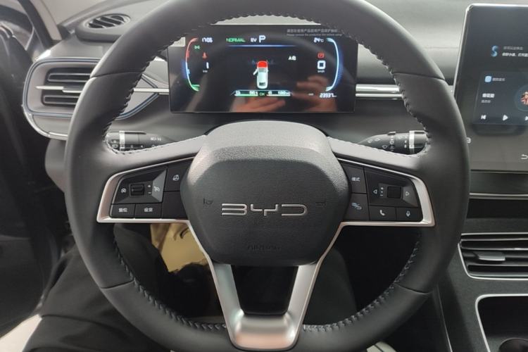 Used BYD Destroyer 05 2024 HONOR Edition DM-i 55KM Luxury Model Steering Wheel