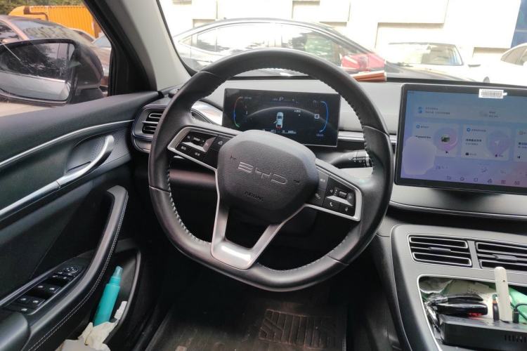 Used BYD Destroyer 05 2024 HONOR Edition DM-i 55KM Luxury Model Steering Wheel