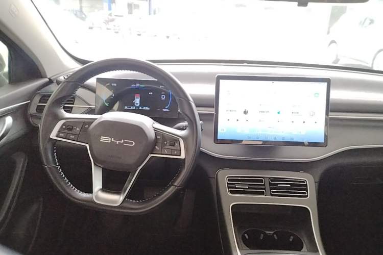 Used BYD Destroyer 05 2024 HONOR Edition DM-i 55KM Luxury Model Steering Wheel