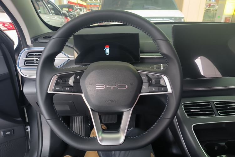 Used BYD Destroyer 05 2024 HONOR Edition DM-i 55KM Luxury Model Steering Wheel