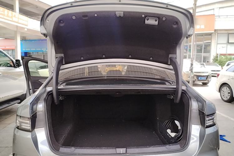 Used BYD Destroyer 05 2024 HONOR Edition DM-i 55KM Luxury Model Trunk
