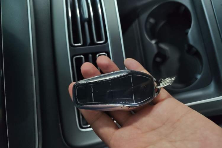 Used BYD Destroyer 05 2024 HONOR Edition DM-i 55KM Luxury Model Vehicle Key