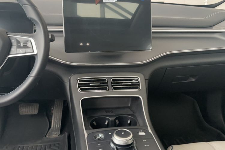 Used BYD Destroyer 05 2024 HONOR Edition DM-i 120KM Prestige Model Audio And AC Panel