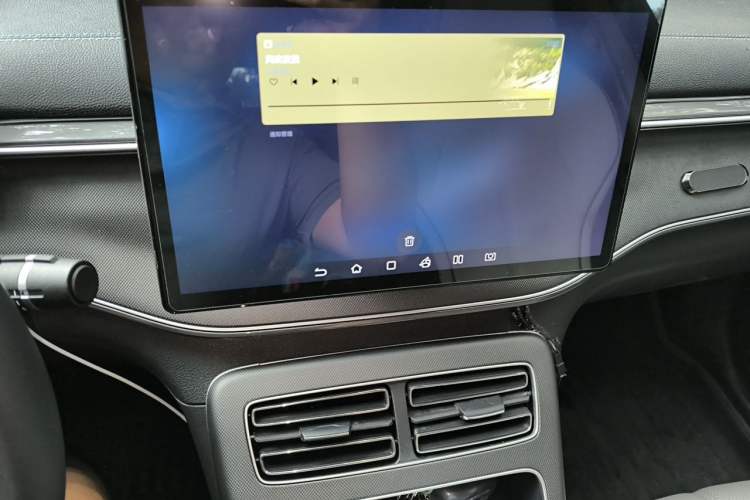 Used BYD Destroyer 05 2024 HONOR Edition DM-i 55KM Luxury Model Audio And AC Panel