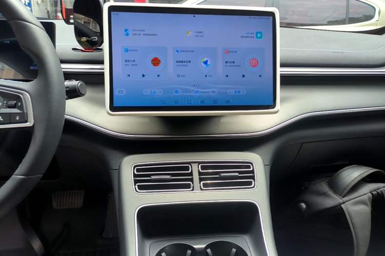 Used BYD Destroyer 05 2024 HONOR Edition DM-i 55KM Luxury Model Audio And AC Panel