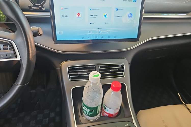Used BYD Destroyer 05 2024 Honor Edition DM-i 120KM Luxury Model Audio And AC Panel