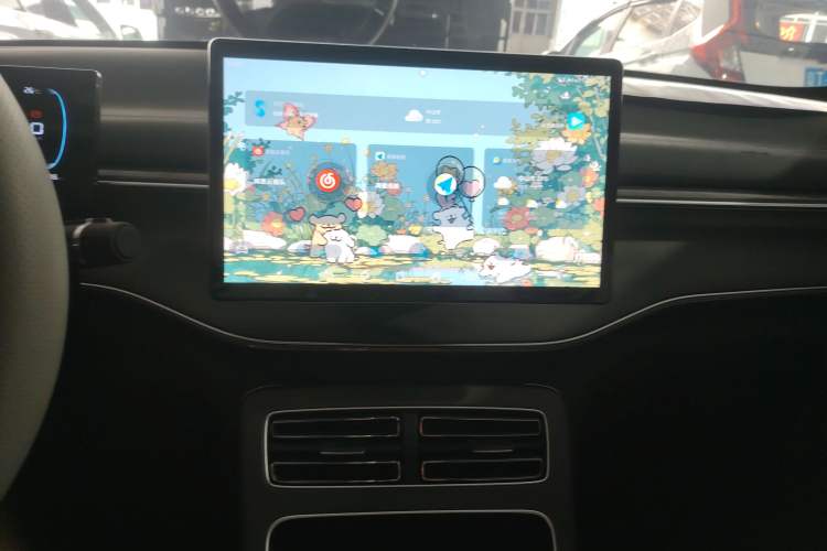 Used BYD Destroyer 05 2024 HONOR Edition DM-i 55KM Luxury Model Audio And AC Panel