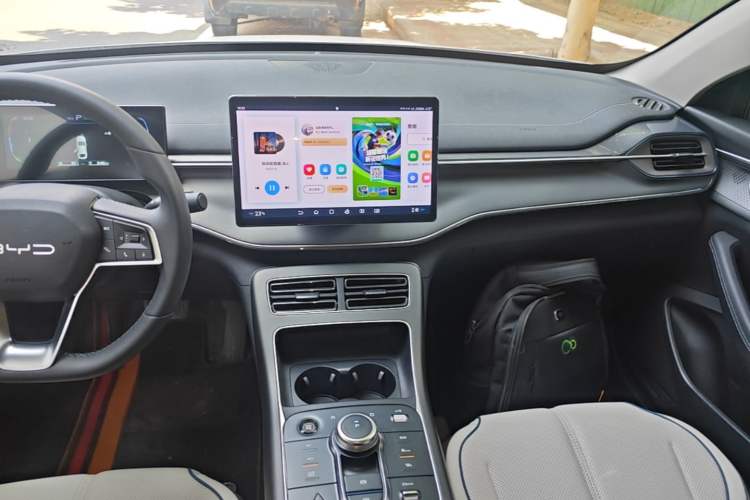 Used BYD Destroyer 05 2024 HONOR Edition DM-i 55KM Luxury Model Audio And AC Panel