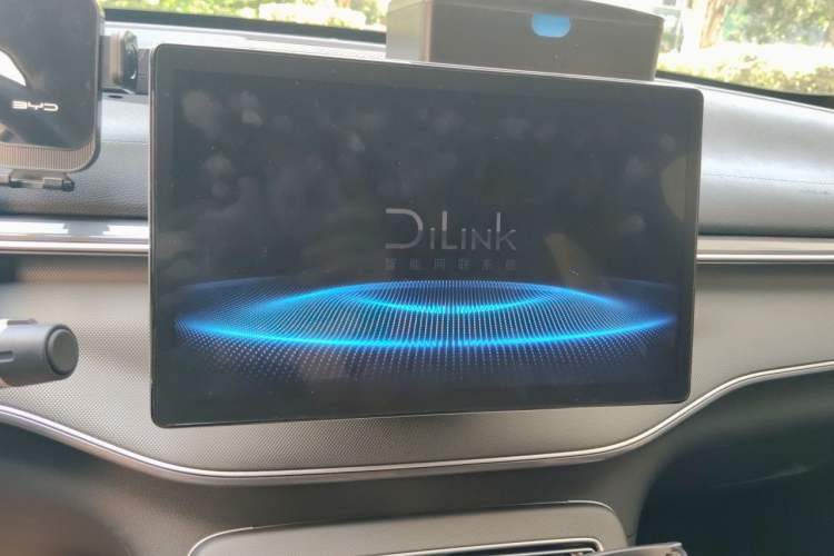 Used BYD Destroyer 05 2024 HONOR Edition DM-i 55KM Luxury Model Audio And AC Panel