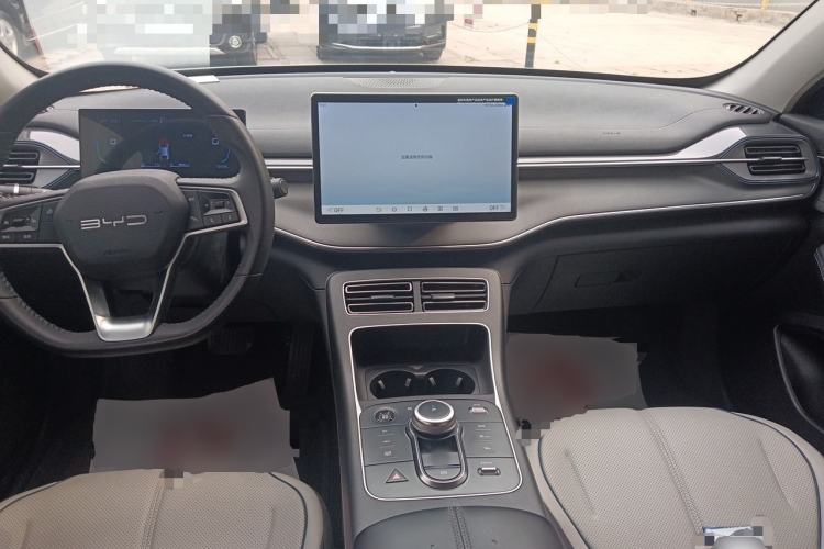 Used BYD Destroyer 05 2024 HONOR Edition DM-i 55KM Luxury Model Center Console