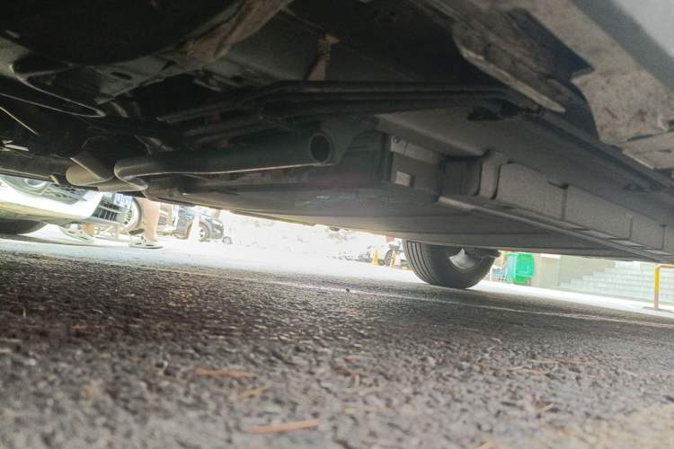 Used BYD Destroyer 05 2024 Honor Edition DM-i 120KM Luxury Model Chassis Front Left