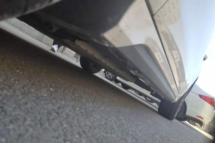 Used BYD Destroyer 05 2024 HONOR Edition DM-i 55KM Luxury Model Chassis Front Left